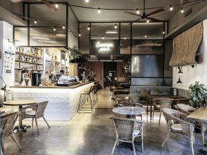 Reforma integral contract restaurante Triki-Trac. Patio Interior. Barcelona