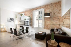 Reforma integral vivienda urbana calle Pi. Patio Interior. Barcelona